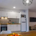 Con Terraza Privada, Piscina Y Capacidad 4 Personas Apartamento *