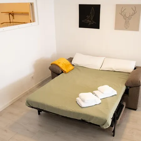 Con Terraza Privada, Piscina Y Capacidad 4 Personas *