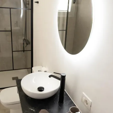 Con Terraza Privada, Piscina Y Capacidad 4 Personas Appartement Punta Brava