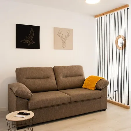 Con Terraza Privada, Piscina Y Capacidad 4 Personas 公寓 *