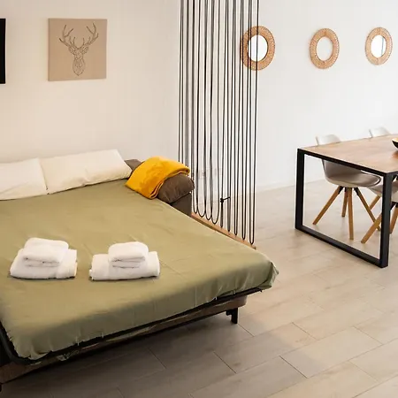 Con Terraza Privada, Piscina Y Capacidad 4 Personas Punta Brava