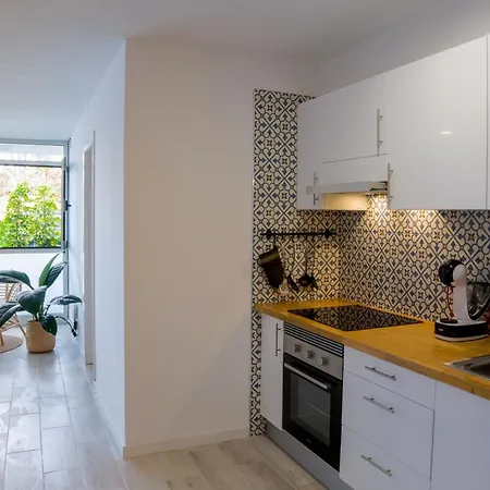 Con Terraza Privada, Piscina Y Capacidad 4 Personas *