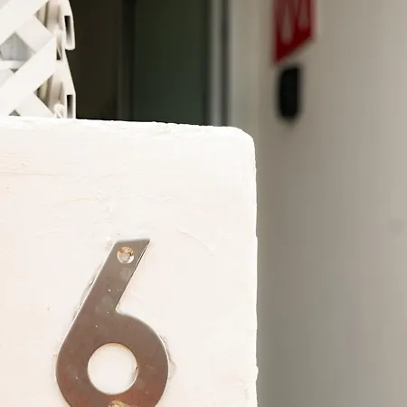 公寓 Con Terraza Privada, Piscina Y Capacidad 4 Personas