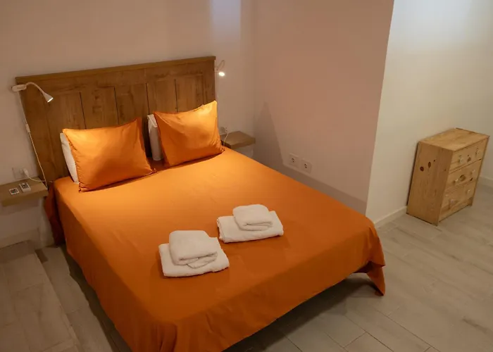Apartamento Con Terraza Privada, Piscina Y Capacidad 4 Personas